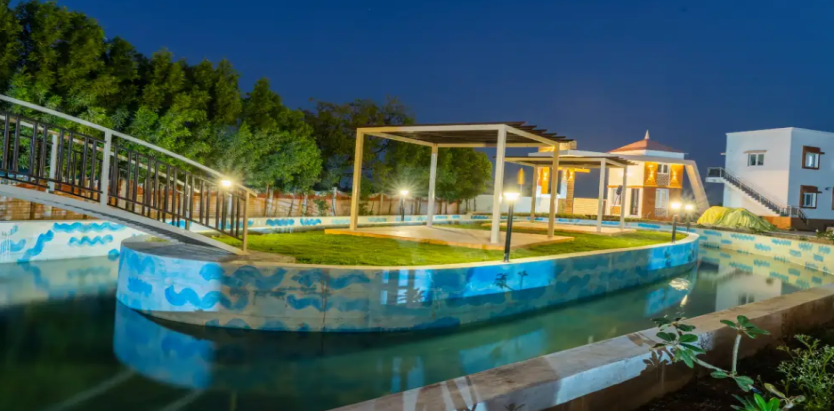 Flamingo Club & Camp Resort